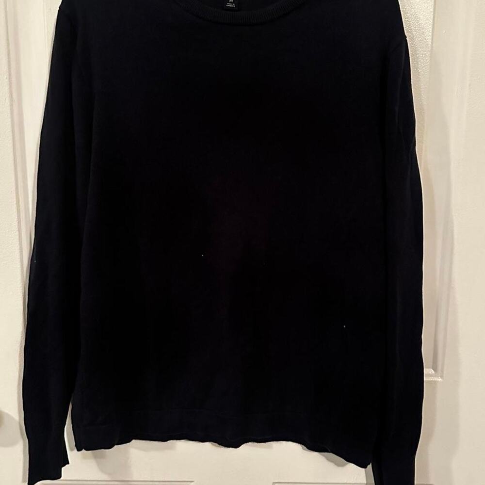 Classic J.Crew 100% cotton crewneck sweater in timeless black